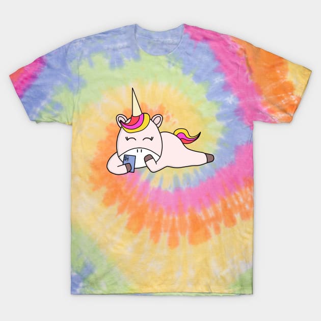 Unicorn having fun with a smartphone T-Shirt by DiegoCarvalho